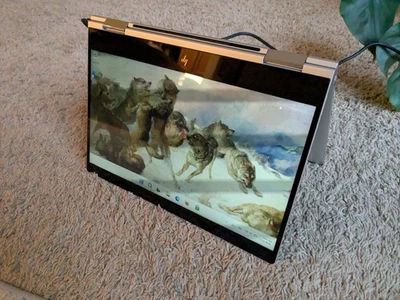 HP Spectre x360 13 pulgadas 2 en 1 ae091ms / i7 8ª generación, 8 GB RAM, 256 GB SSD con cargador Foto 1 de 4