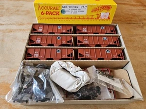Accurail 2614 scala HO Southern Pacific set 6 numeri USRA set tramoggia 55 tonnellate nuovo con scatola - Foto 1 di 6