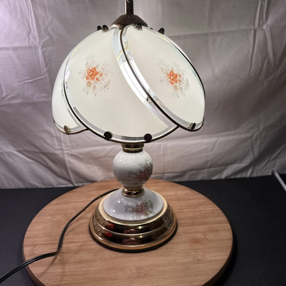 Elegant Golden Base & Floral Glass Panels Shade Touch Table Lamp Used - Image 1 of 4