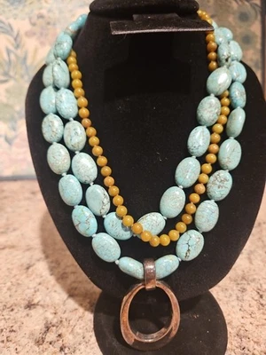 Collar Cuncky Turquesa con Colgante de Plata de Ley Foto 1 de 4