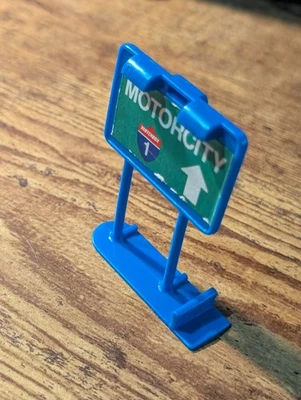 Placa Matchbox Motorcity 1978 1979 - Imagem 1 de 4