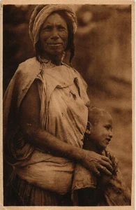 Vecchia cartolina d'epoca. Strega di Mazuza. Il Rif. Costumi e tradizioni (494) - Foto 1 di 2