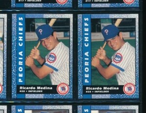 Lot (2) 1992 Kitchen Cooked #17 Ricardo Medina Peoria Chiefs (BJ84) SWSW6