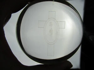 Art Glass Cross Crucifix Catholic Jesus Christian Paperweight - Picture 1 of 2