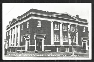 Wellington rppc First Baptist Church Sumner KS Kansas 40s - Bild 1 von 1