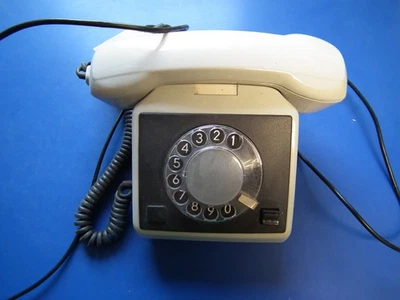 DDR Telefon optisch top Zustand gebraucht- alpha- Wählscheibe-ferro-grau aus 91 - Bild 1 von 3