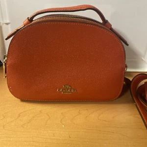 COACH MINI SERENA ORANGE LEATHER CROSSBODY HANDBAG PURSE BAG - Picture 1 of 12