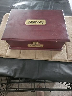 "Alokozay" 12 Pocket Wood Tea Box - Image 1 of 3