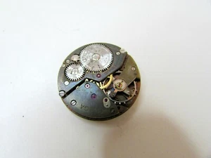 ANTIQUE OMEGA WATCH MOVEMENT 17 JEW 13764509 - Picture 1 of 5