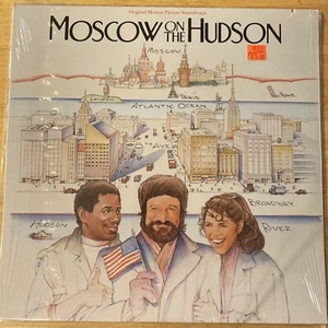 DAVID MCHUGH - Moscow On Hudson - Vinyl - Soundtrack - LP RECORD Plastic - Picture 1 of 7