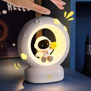 Table Lamp LED Astronaut Resin Multicolor Small Modern Touch Battery Novelty - Picture 1 of 28