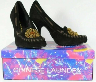 $59 Nueva caja Mujer Chino Lavandería 5.5 M Negro Gamuza CUERO Cammie Stiletto Bomba Foto 1 de 4