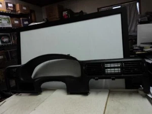 99 MONTANA DASH INSTRUMENT CLUSTER BEZEL TRIM - Picture 1 of 4