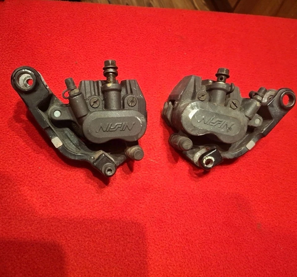 Juego de pares de pinzas de freno delanteras izquierda derecha Honda GL1500 1990 88-90 Goldwing Foto 1 de 4