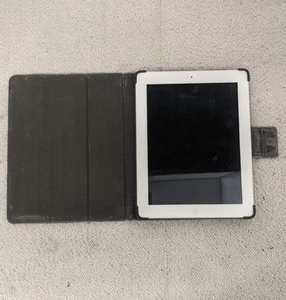 Apple iPad 4th Generation 32GB Silver A1458 WiFi Only TESTED - Picture 1 of 5