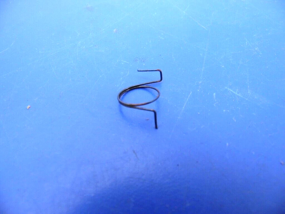 OEM Tanaka  79000601203, SPRING,STARTER PAWL,New,Lot of 1 - Image 1 of 2