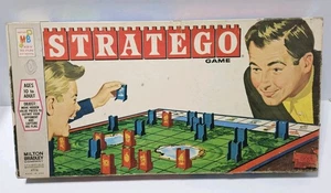 Stratego 1961 Vintage Board Game By MB Milton Bradley 4916 USA Complete - Picture 1 of 16