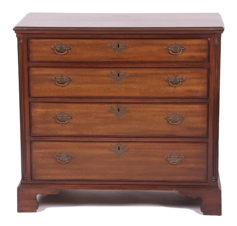 Kittinger Williamsburg Collection Mahogany Chippendale Chest CW 18 Wythe House Cover