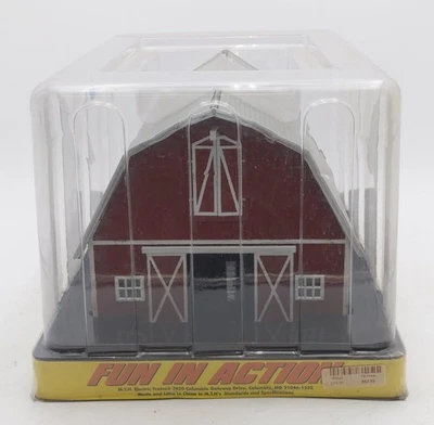 MTH 30-9072 Red Classic Barn EX/Box - Image 1 of 4