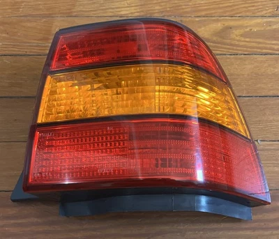 Lexus LS400 97 98 99 20 Rear Right side Tail light oem jdm used :Toyota celsior - Image 1 of 4