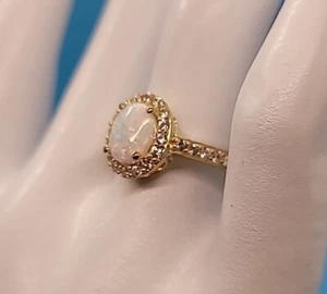 Gold über Silber Opal CR weißer Saphir Halo Ring - neu mit Etikett - Bild 1 von 5