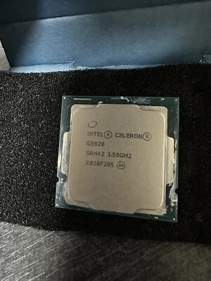 Intel Celeron G5920 Processore, 2 Core, 3.5 GHz, LGA1200 (BX80701G5920) Perfetto - Immagine 1 di 2