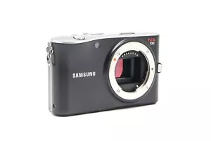 Corpo fotocamera digitale Samsung NX100 14,6 megapixel - Foto 1 di 32