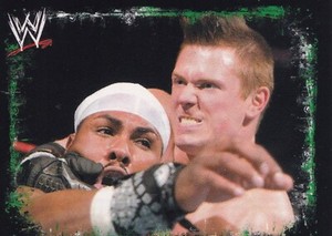The Miz & JTG 2009 Topps WWE Rivals Album Stickers Card #32 Spanish Version NWA