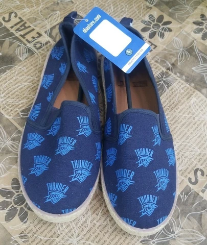 NBA Oklahoma City Thunder Shoes Womens L Fits 9/10 OKC Basketball Slip On Canvas Cover