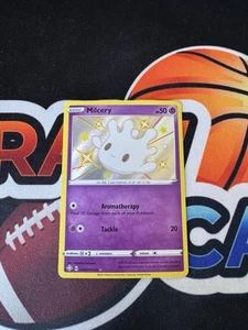 Milcery - SV057/SV122 - Shiny Holo Rare Shining Fates Pokemon 2021 - Foto 1 di 2