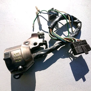 HONDA CB250N CB400N SUPERDREAM - ORIGINAL LEFT HAND SWITCH GEAR GOOD CONDITION - Picture 1 of 3