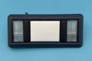 1988-2008 Chevrolet (GMC) C/K 1500 (Express) dome light w/lens (Suburban, 2500) - Picture 1 of 9