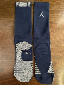Calcetines largos Jordan XL azul oscuro emitidos por jugadores oficiales de la NBA - Imagen 1 de 2