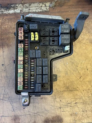 2005-2007 Dodge Charger Chrysler 300 OEM caixa de fusíveis tampa superior Magnum 16238AC - Imagem 1 de 4