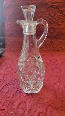 Anchor Hocking EAPC Star of David Glass Vinegar Oil Cruet with Stopper - Image 1 of 4