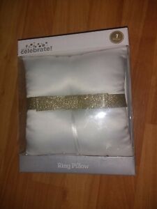NIP Way To Celebrate! Ring Pillow Wedding White Gold Metallic Bow 6" Tall