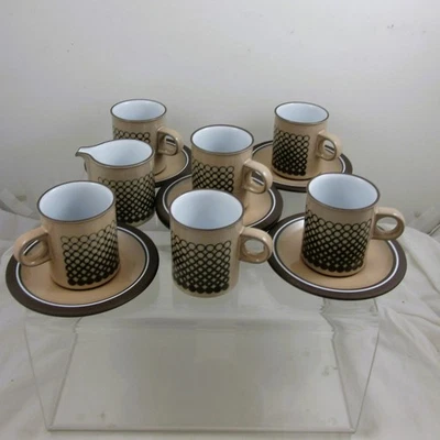 Hornsea Pottery Coral 6 x  espresso/ small coffee cups/saucers / cream jug - Image 1 of 4