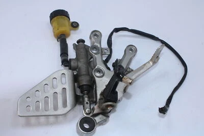 06-16 Cilindro maestro freno trasero Yamaha Yzf R6 2C0-2583V-01-00 Foto 1 de 4