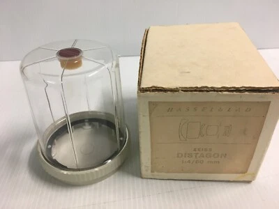 Hasselblad f4 Lens Zeiss Distagon 1:4 50mm Plastic container case & Box Vintage - Image 1 of 4