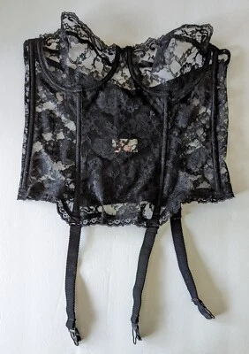 Corsé negro con 3 ligas talla 38 estancias metálicas usado en excelente estado Lady Marlene Foto 1 de 4