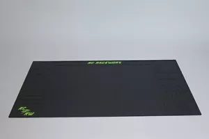 Alfombrilla de pizo de cubierta de vuelo RC Raceworx 23x48 - negra y verde - Imagen 1 de 5