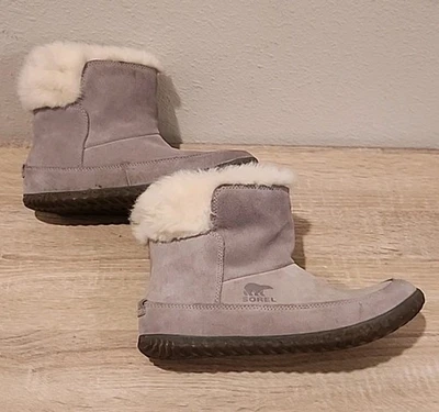 Sorel Out N About Faux Fur-Lined Grey Suede Women’s Sz 9 Waterproof - Image 1 of 4