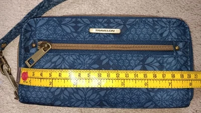 Carteira Travelon RFID bloqueio pulseira azul protege sua identidade - Imagem 1 de 3