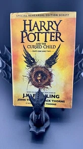 The Scholarly Dragon Book Display (Book Wyrm) - Picture 1 of 6