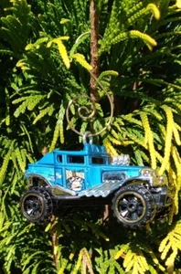 Hot Wheels Baja Agitador de Huesos Árbol de Navidad Adorno de Vacaciones - Imagen 1 de 1