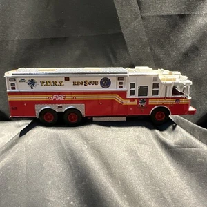 Vintage 1998 Code 3 Collectibles FDNY 1/64 E-One Heavy Rescue #3 Part # 12693  - Picture 1 of 9