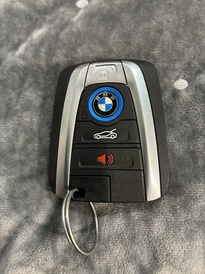 5FA 011920 - 19 OEM BMW i8 4 BOTONES LLAVE INTELIGENTE ENTRADA SIN LLAVE FCC:NBGIDGNG1 Foto 1 de 4