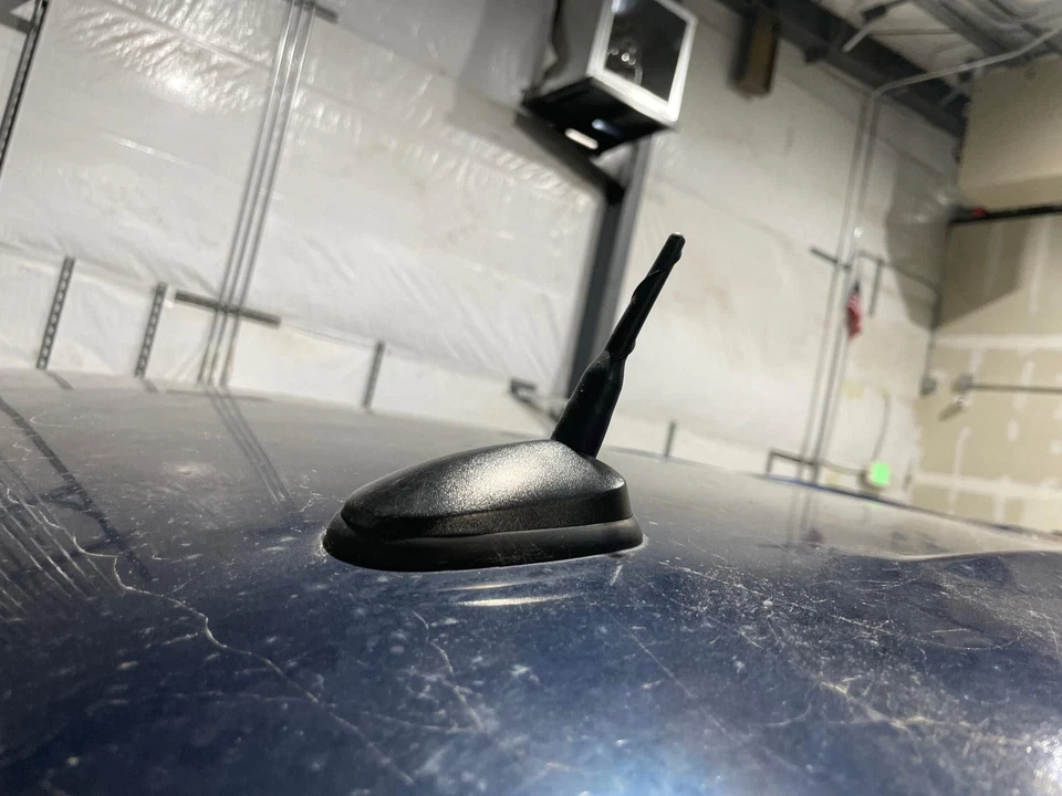 03-05 SILVERADO2500 Antenna Mast Assembly - Imagem 1 de 1