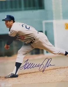 Autographed Tommy John 11X14 Los Angeles Dodgers Photo with COA - Picture 1 of 1