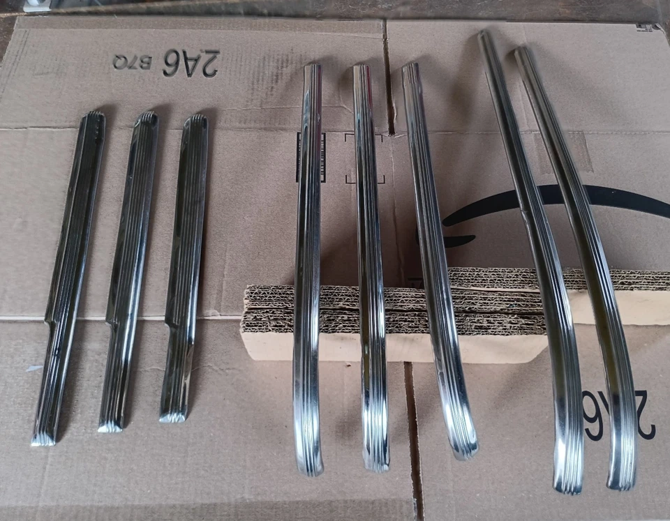 42 46 47 48 Chevy Fleetline tiras de para-lama de aço inoxidável molduras acabamento listras destro - Imagem 1 de 4